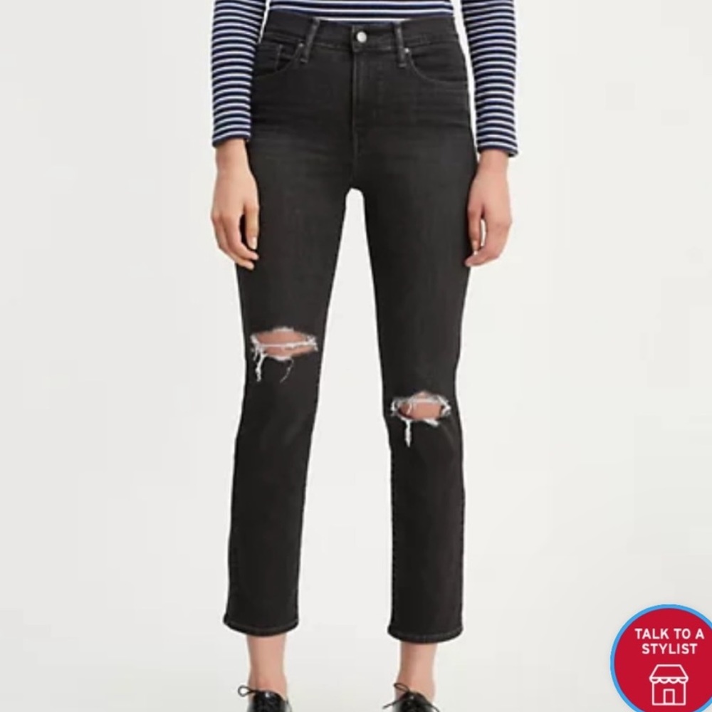 Levi's 724 High Rise Straight Cropped Black Knee Ripped Jeans Size 25/0- NWOT